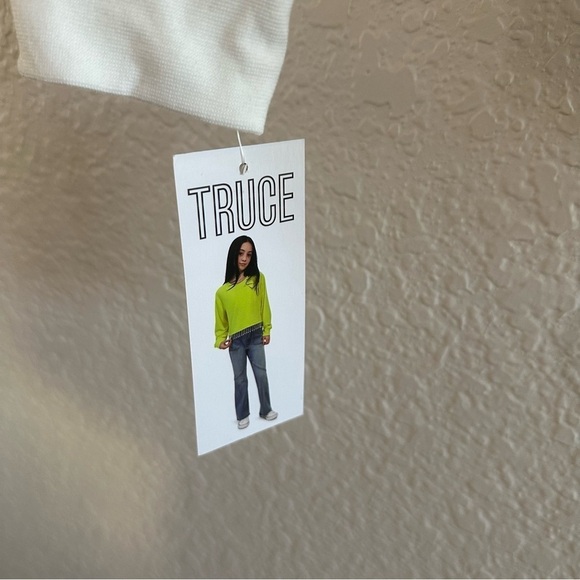 Girls Truce Fringe Pullover | White Cropped Sweatshirt | Size 14 | NWT - Picture 10 of 13
